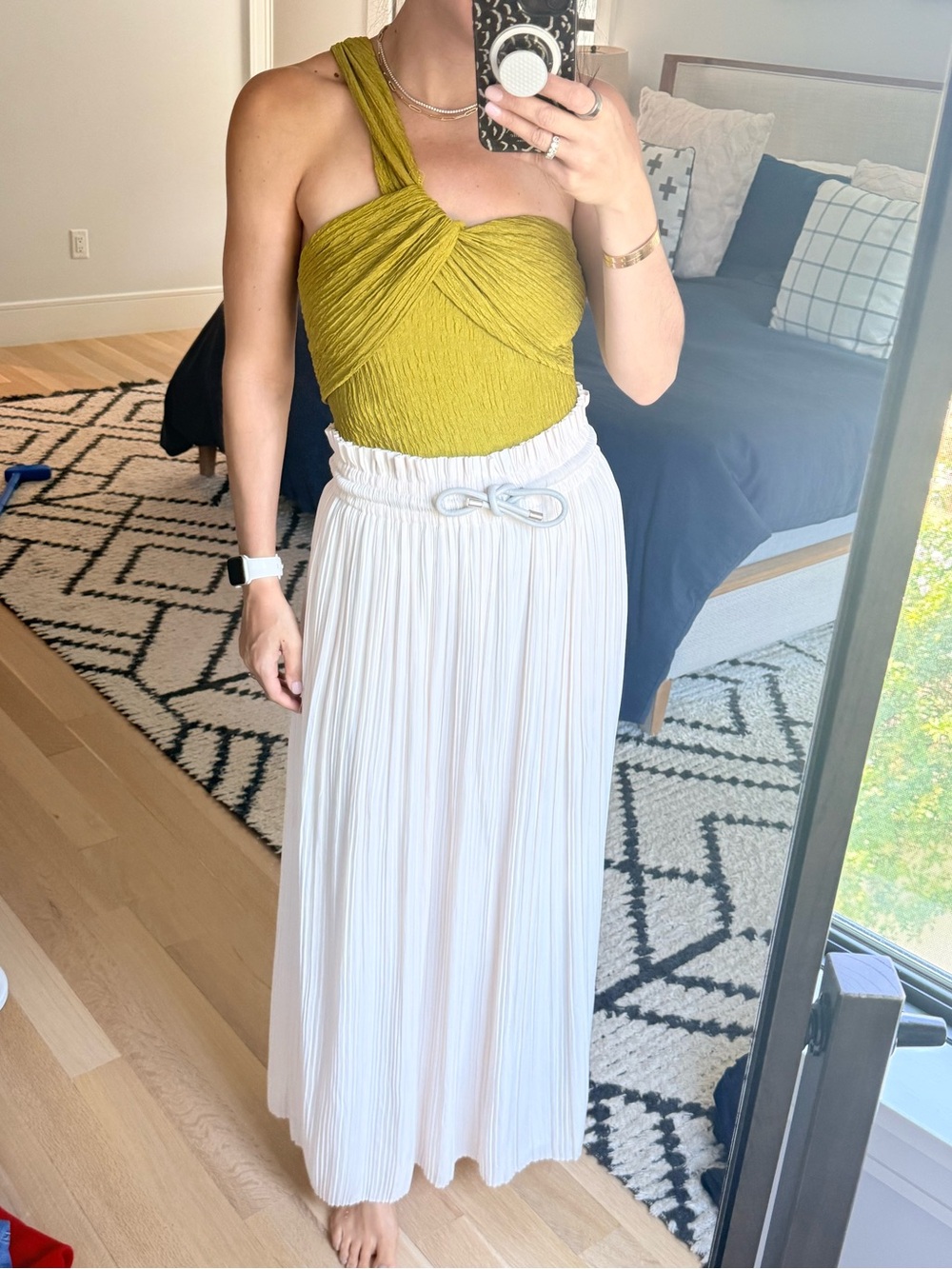 ALC pleated skirt (size small)